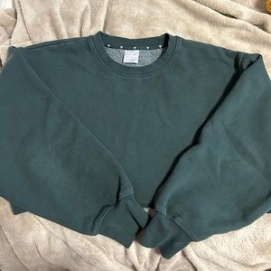 aritzia tna cropped fleece in forest green size 2
